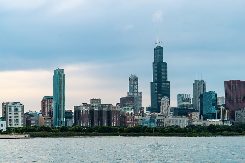 Chicago skyline view at twilight representing Illinois as a leading hub for digital marketing agencies.
