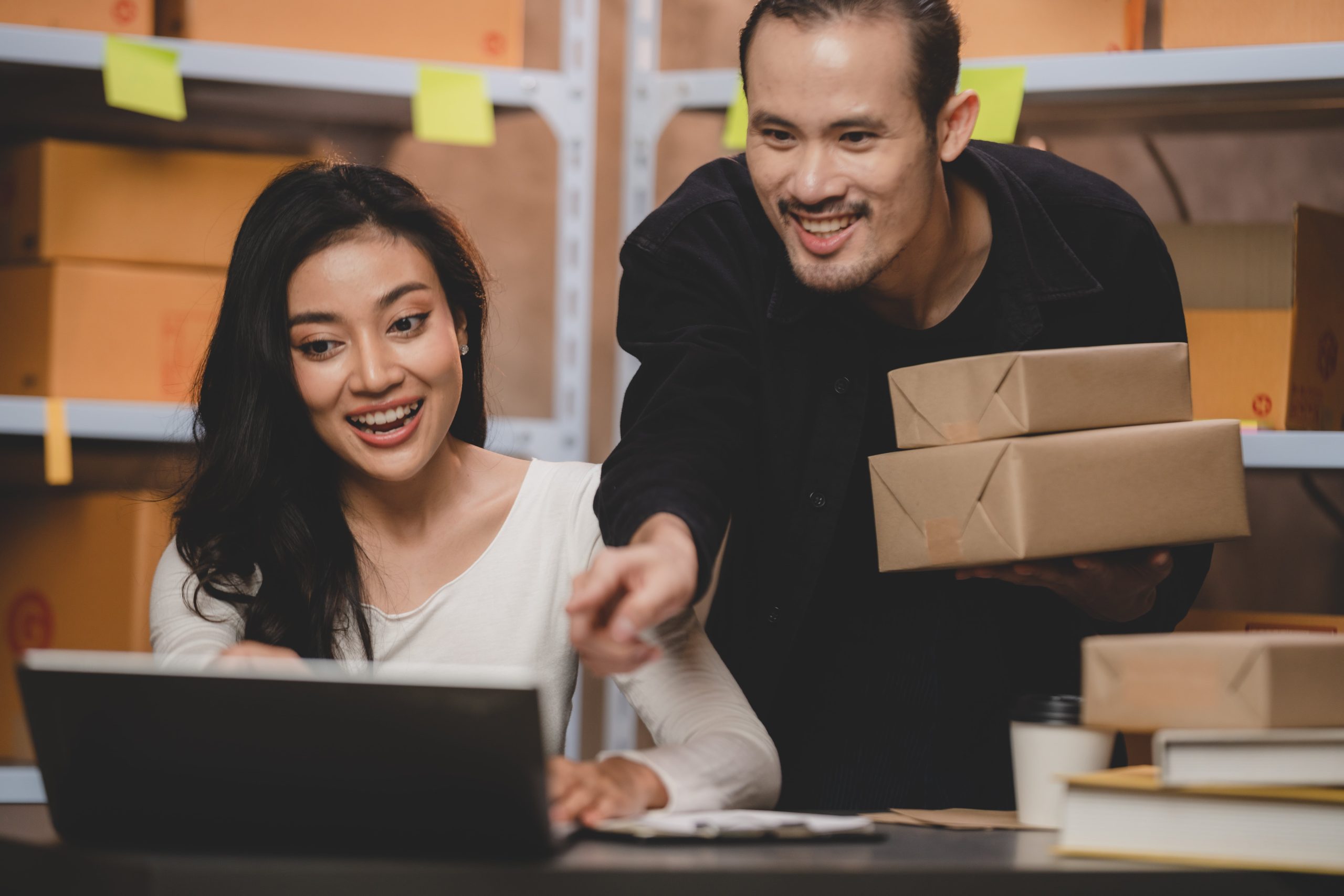 Amazon marketing agency team reviewing ecommerce orders and Amazon growth performance