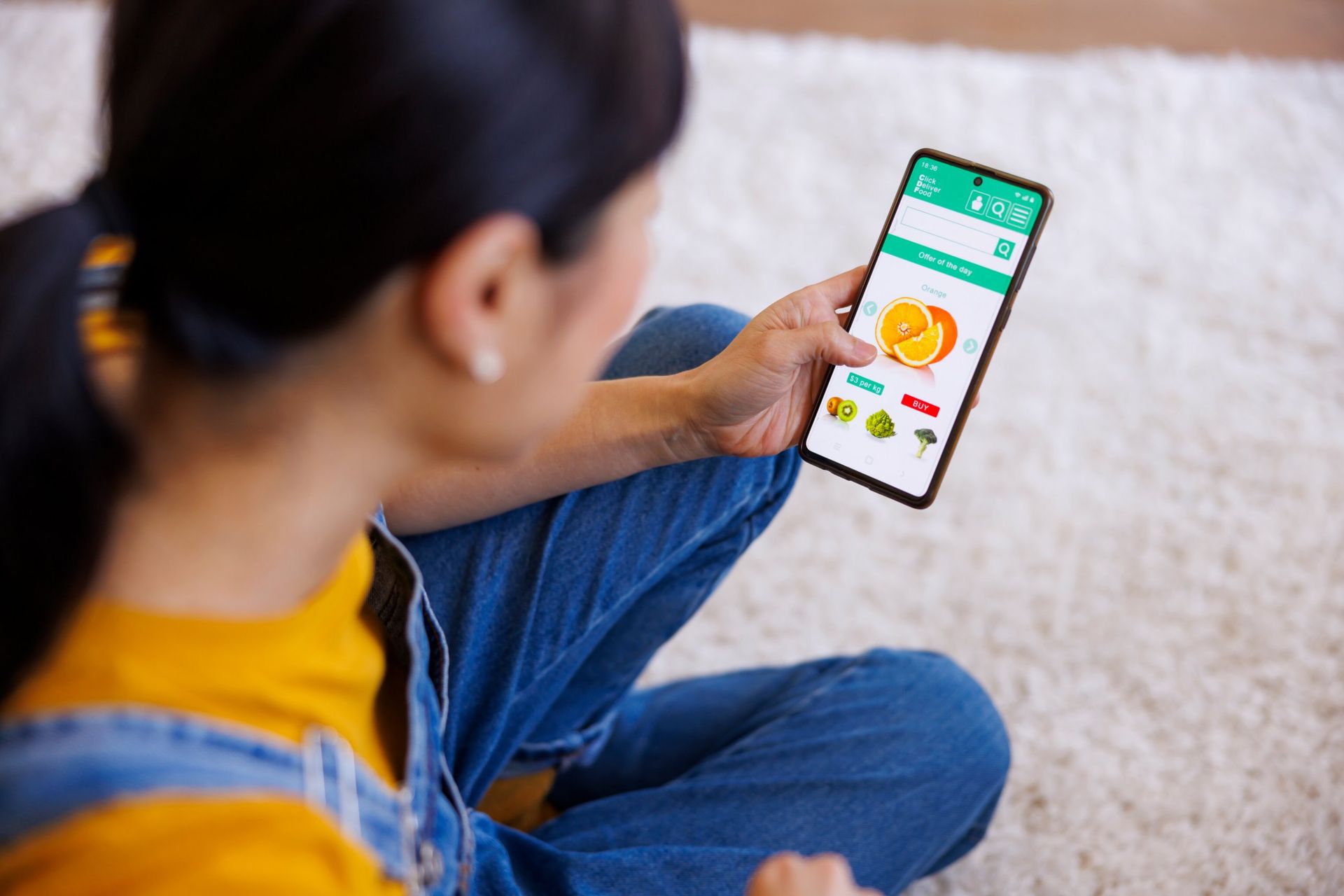 Retail media for CPG brands reaches shoppers browsing a grocery app at the moment of purchase